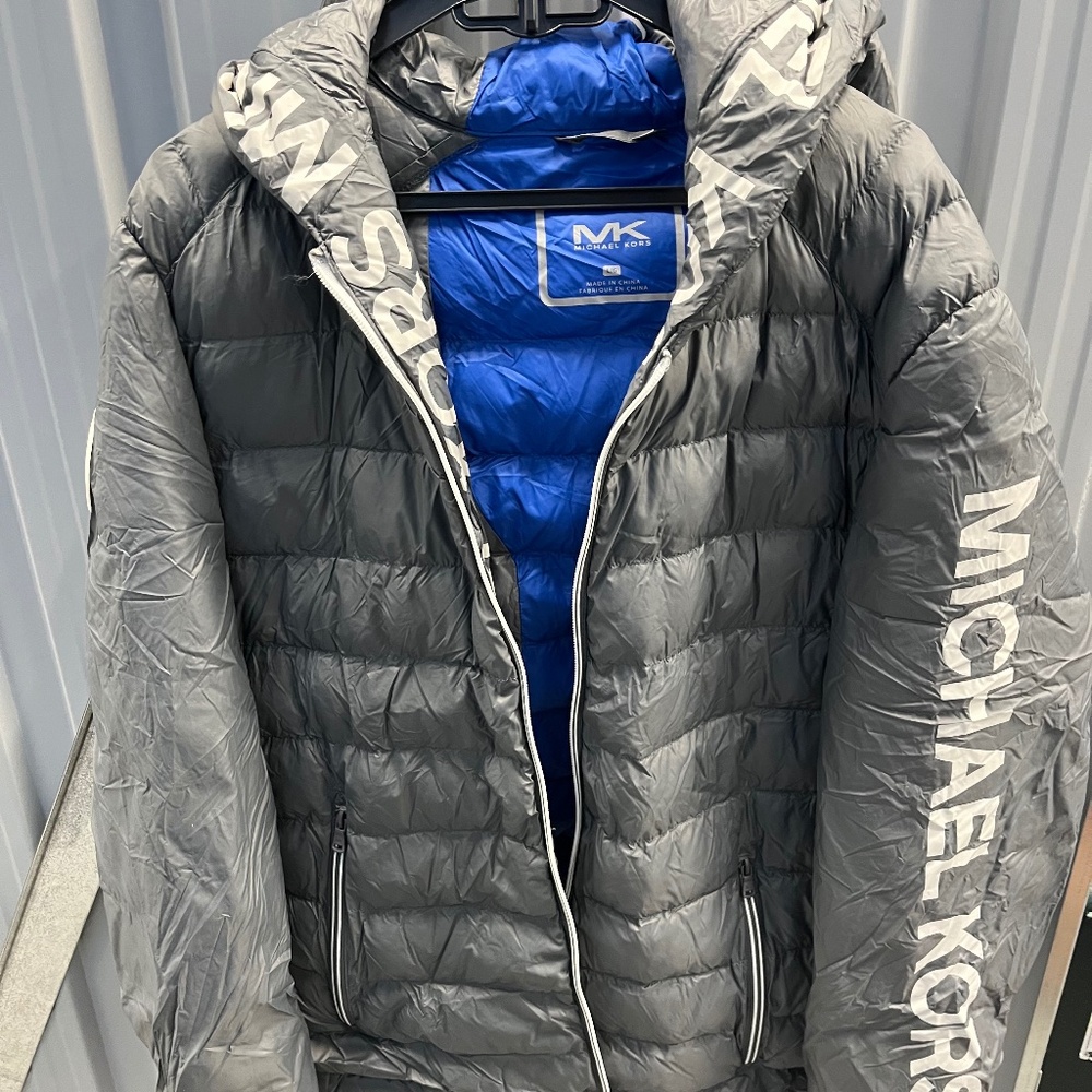 Limited edition Michael Kors lightweight puffer jacket  size L